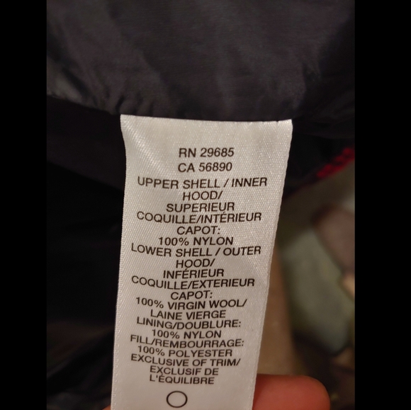 Pendleton NWOT Red Buffalo Check Hooded Vest - Picture 2 of 6